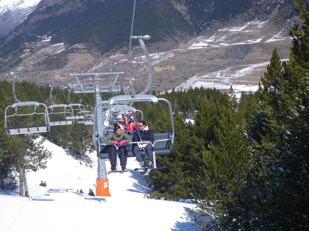 Apartamento La Benasquita Benasque Zewnętrze zdjęcie